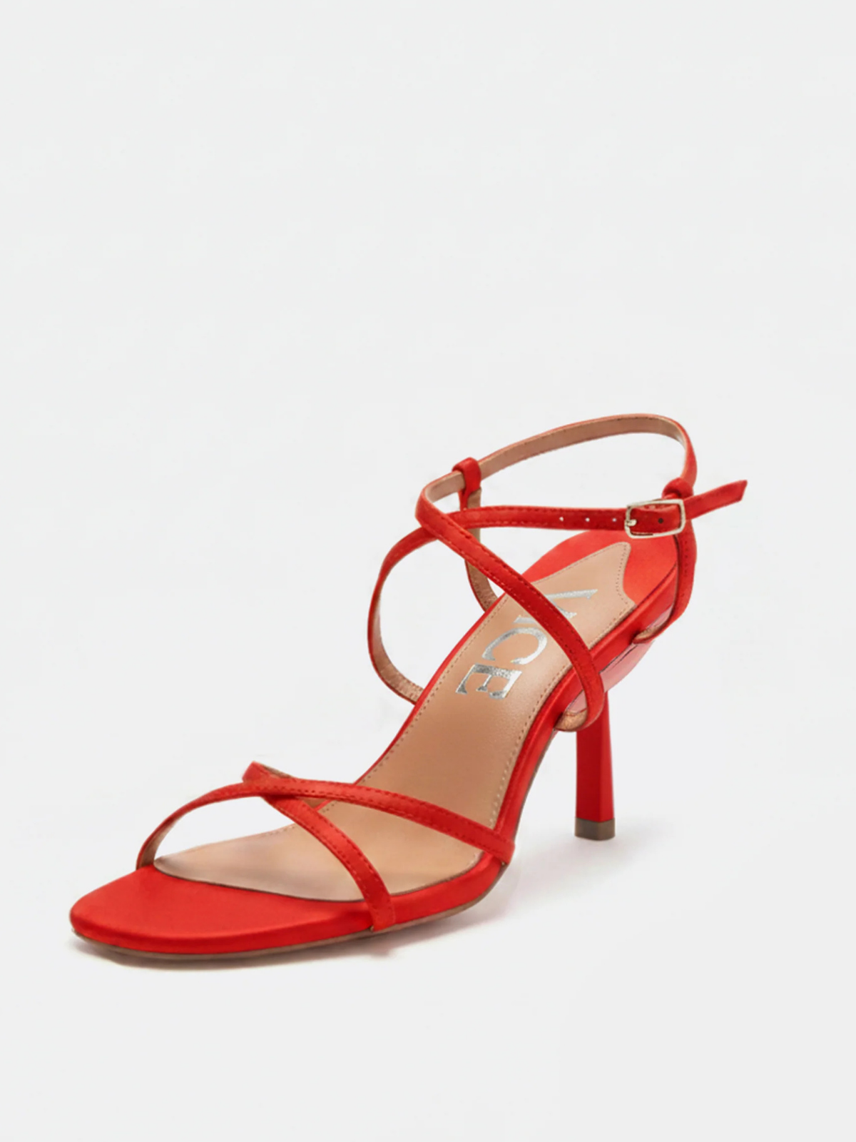 ESSENTIAL IN RED