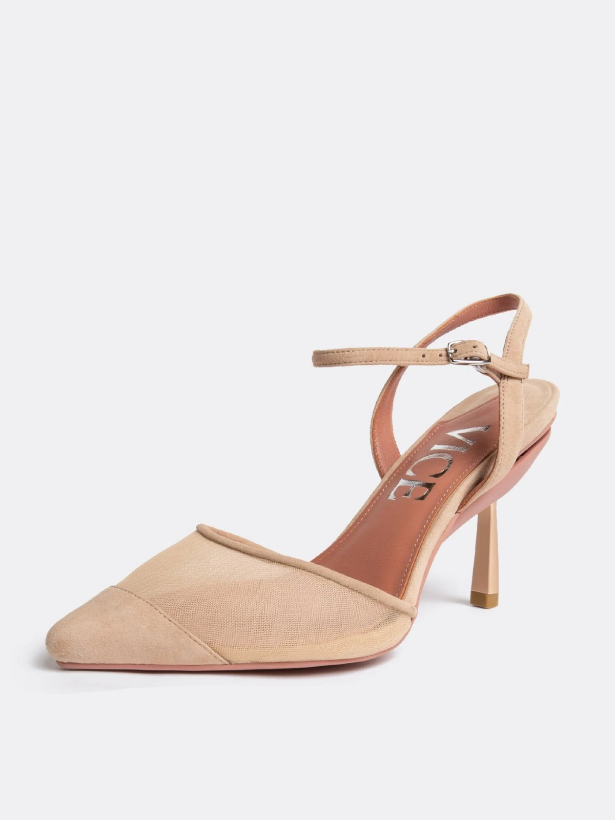 ESSENTIAL IN NUDE
