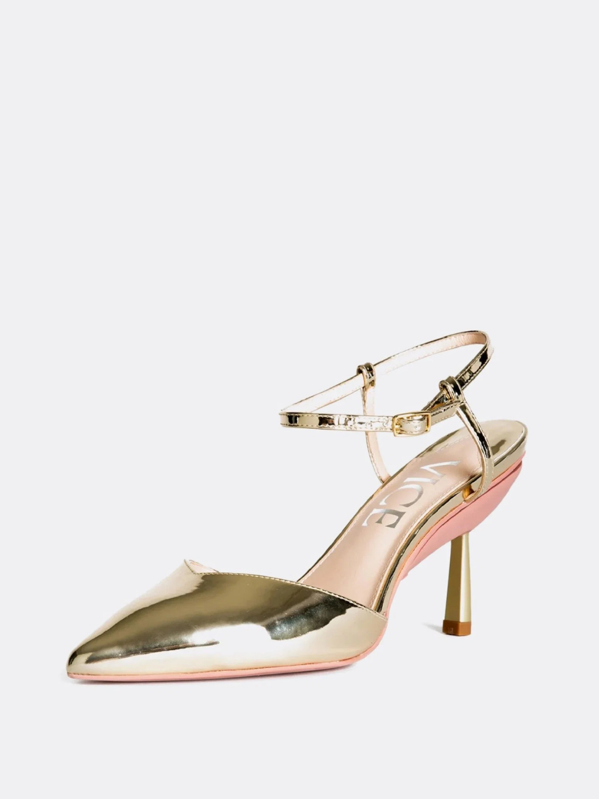 LUXE IN GOLD